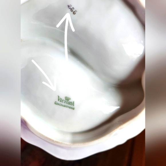 VICTORIA 50s Rare #222 Pink Roses Czech Multi Floral Relish Candy w Handle Dish - Picture 3 of 12